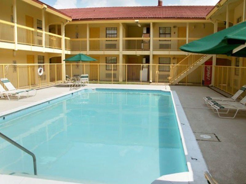 La Quinta Inn By Wyndham Baton Rouge University Area Εξωτερικό φωτογραφία