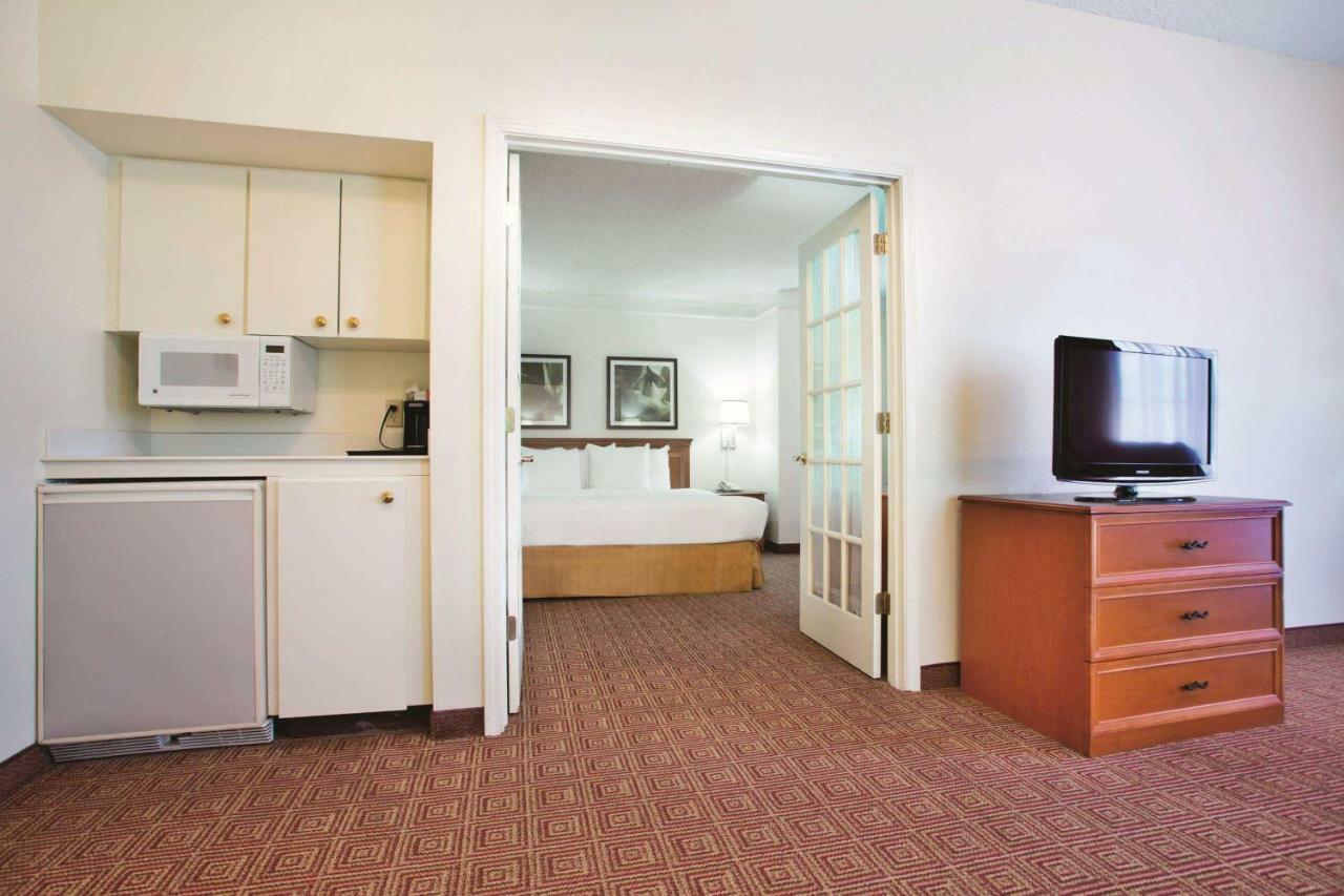 La Quinta Inn By Wyndham Baton Rouge University Area Εξωτερικό φωτογραφία