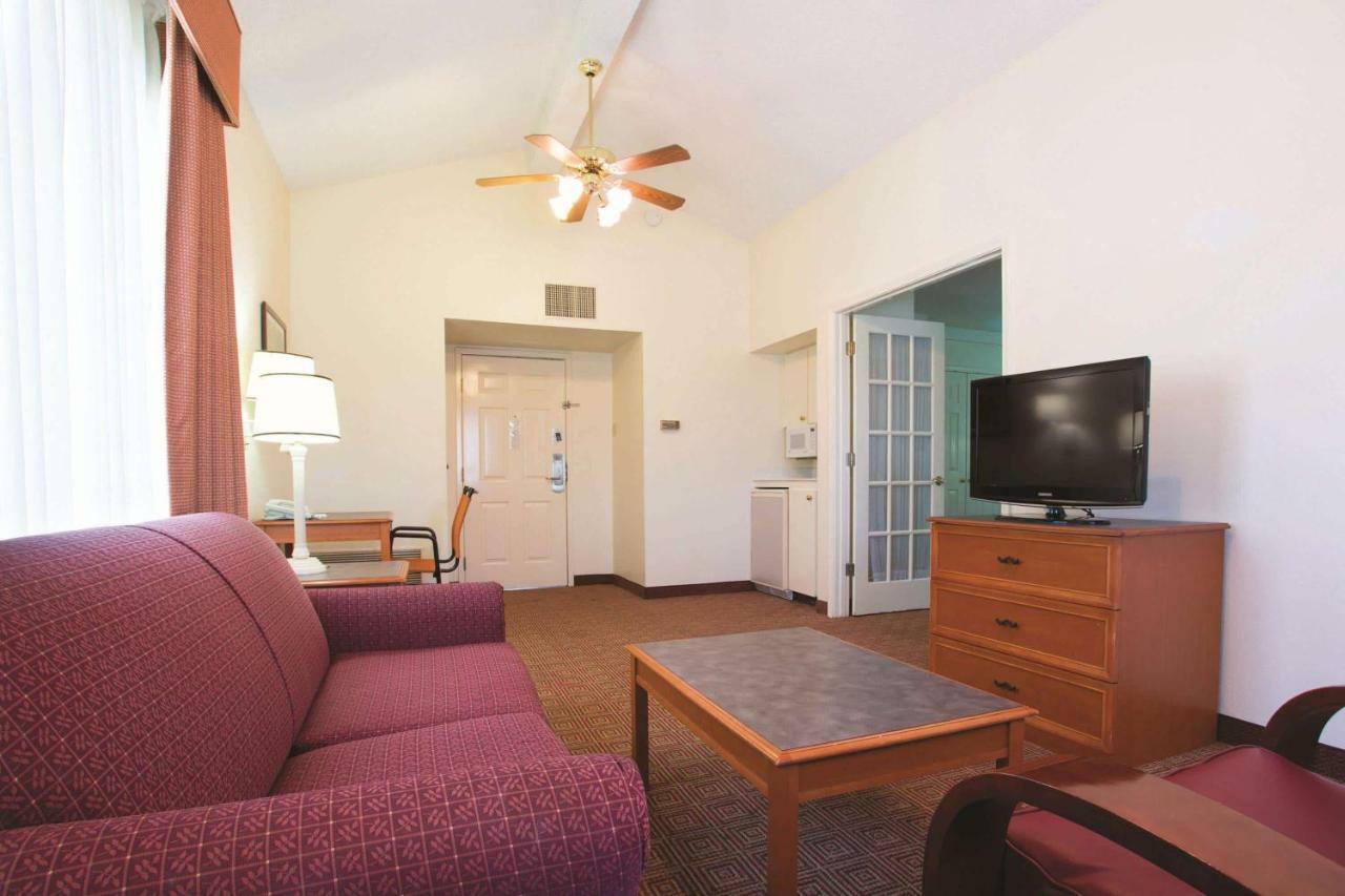 La Quinta Inn By Wyndham Baton Rouge University Area Εξωτερικό φωτογραφία
